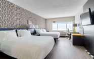 ห้องนอน 7 GLō Best Western Mississauga Corporate Centre