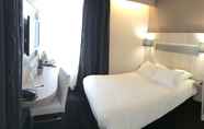 Bedroom 5 Best Western Marseille Aeroport