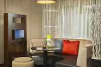 Common Space Courtyard by Marriott Dulles Town Center