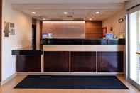 Lobi Fairfield Inn & Suites Dayton Troy