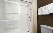 In-room Bathroom 2 Fairfield Inn by Marriott Raleigh Airport/RTP