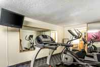 Fitness Center Econo Lodge Inn And Suites