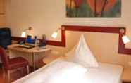 Kamar Tidur 6 Flair Hotel Landgasthof Roger