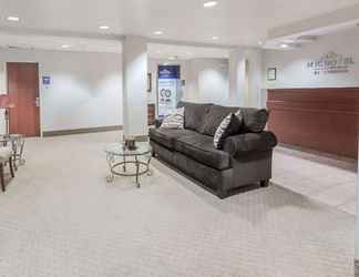 Lobby 2 Microtel Inn & Suites by Wyndham Marianna