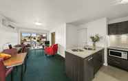 Bilik Tidur 6 Melbourne Carlton Central Apartment Hotel