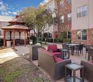 Common Space 7 Residence Inn by Marriott DFW Airport North-Irving