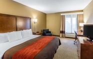 Bedroom 3 Comfort Inn & Suites Dalton