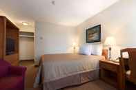 Bedroom Travelodge by Wyndham Langley