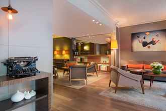 Lobi 4 Hôtel Le Tourville by Inwood Hotels