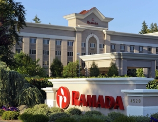 ภายนอกอาคาร 2 Ramada by Wyndham Olympia