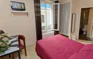 Kamar Tidur 3 Hipotel Paris Belgrand