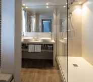 In-room Bathroom 5 Hôtel & Spa - Thalazur Carnac