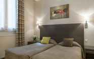 Kamar Tidur 2 Beaugency Hotel