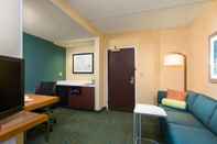 Common Space SpringHill Suites by Marriott Austin South