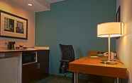 Bedroom 5 SpringHill Suites by Marriott Hershey Near the Park