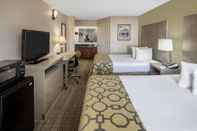 Bedroom Baymont by Wyndham Cleveland