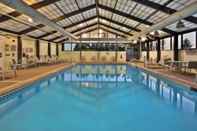 Swimming Pool SpringHill Suites by Marriott Chicago Southwest at Burr Ridge/Hinsdale