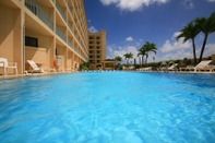 Kolam Renang Holiday Resort & Spa Guam