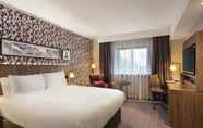 Kamar Tidur 3 Leonardo London Heathrow Airport