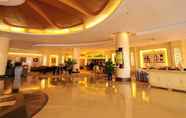 Lobby 4 Howard Johnson Paragon Hotel Beijing