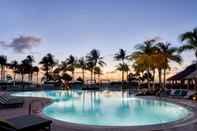 Swimming Pool The Ritz-Carlton Key Biscayne, Miami