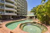 Kolam Renang Aligned Corporate Residences Townsville