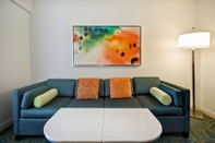 Common Space SpringHill Suites by Marriott Baltimore BWI Airport