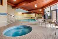 Entertainment Facility Quality Inn & Suites