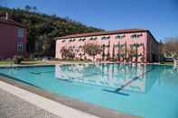 Hồ bơi Your Hotel & Spa Alcobaça