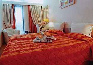 Phòng ngủ 4 The Park Hotel Piraeus