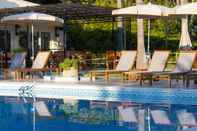 Swimming Pool Hotel Corsica