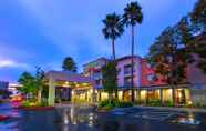 Exterior 2 Courtyard by Marriott Oakland Airport