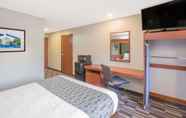 Kamar Tidur 5 Microtel Inn & Suites by Wyndham Manistee