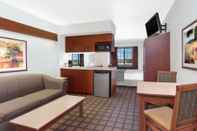 Common Space Microtel Inn & Suites by Wyndham Rapid City