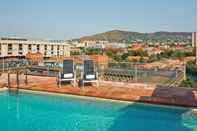 Swimming Pool NH Barcelona Stadium
