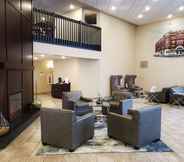 Lobby 2 Cobblestone Suites Oshkosh