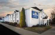 Bangunan 2 Microtel Inn & Suites by Wyndham Bethel/Danbury