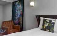 Bedroom 6 NYX Hotel London Holborn by Leonardo Hotels