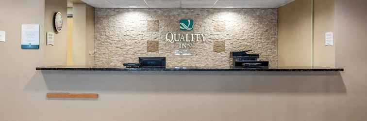 Lobby Quality Inn near Medical Center