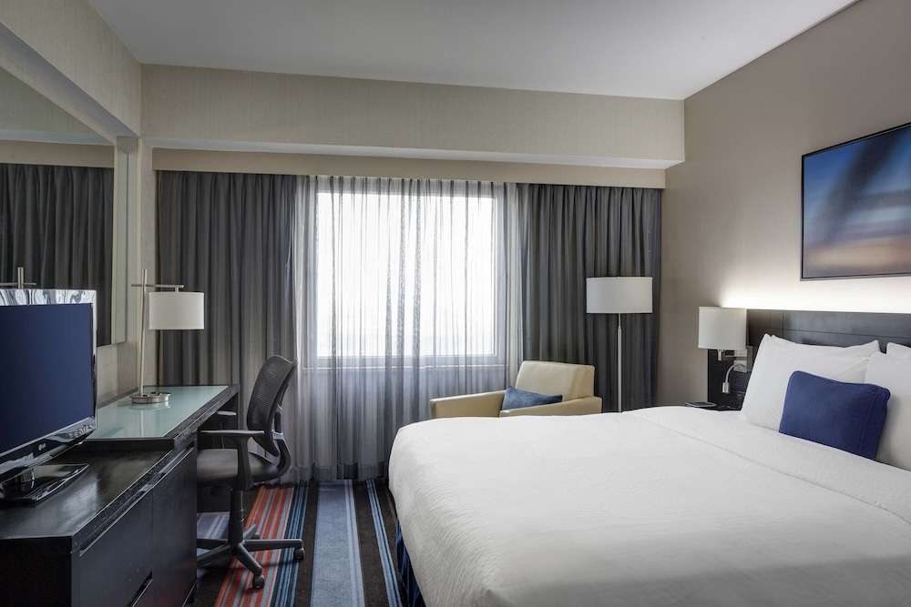 Courtyard by Marriott New York JFK Airport - Khách sạn New York