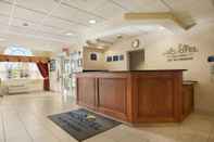 Lobby Microtel Inn & Suites by Wyndham Ann Arbor