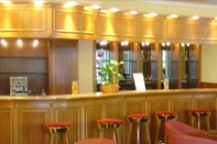 Bar, Cafe and Lounge Oasis Hotel Apartments