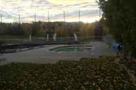 Swimming Pool Elkhorn Village