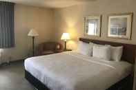 Bedroom La Quinta Inn by Wyndham Indianapolis Airport Executive Dr