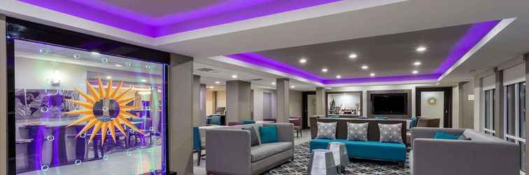 Lobby La Quinta Inn & Suites by Wyndham Effingham