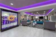 Lobby La Quinta Inn & Suites by Wyndham Effingham