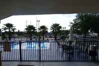 Swimming Pool Quality Inn & Suites Leesburg Chain of Lakes