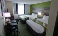 Bedroom 3 Quality Inn & Suites Leesburg Chain of Lakes