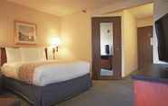Bedroom 6 La Quinta Inn & Suites by Wyndham El Paso West Bartlett