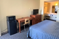 ห้องนอน Rodeway Inn Sacramento - University Area